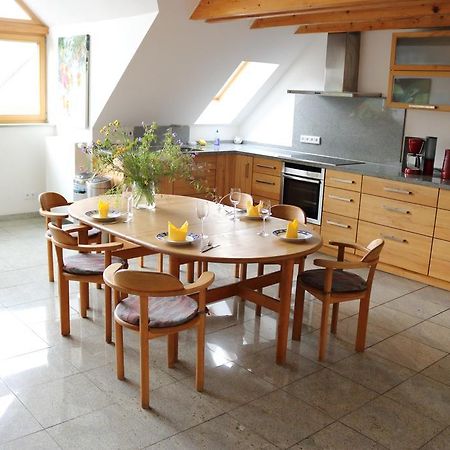 Apartment Dachgalerie 110 M2 München Buitenkant foto