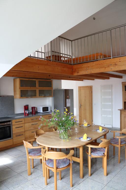 Apartment Dachgalerie 110 M2 München Buitenkant foto