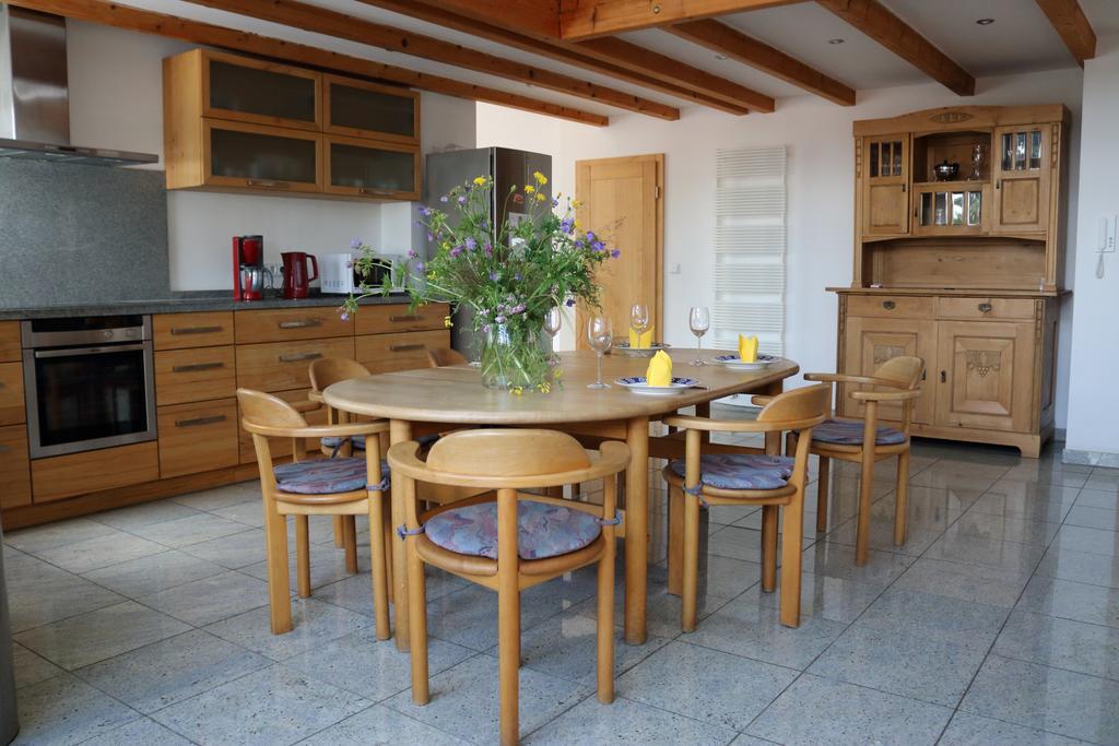Apartment Dachgalerie 110 M2 München Buitenkant foto