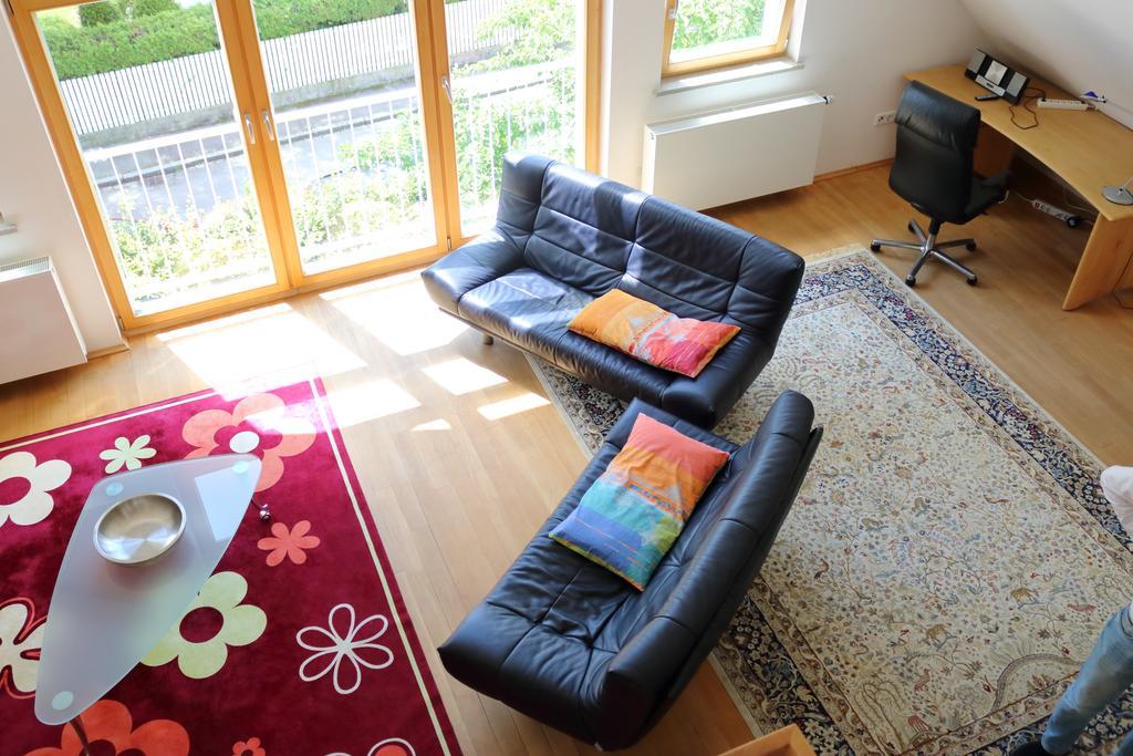 Apartment Dachgalerie 110 M2 München Buitenkant foto